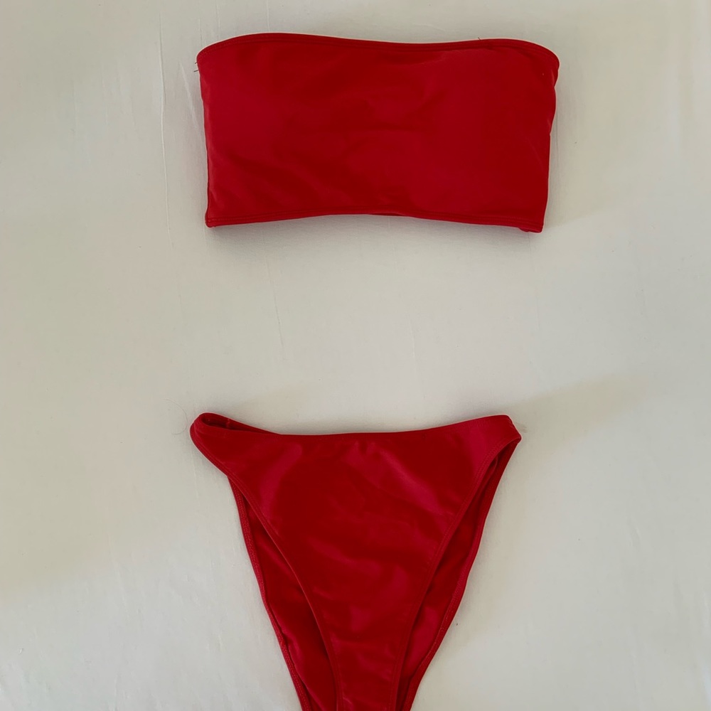 Red High waisted bikini 💌